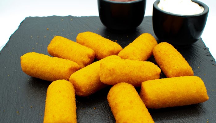 Kroketten vom Imbiss Fritz in Bielefeld: Knusprig goldbraune Kartoffelkroketten, perfekt als Beilage zu Schnitzel, Currywurst und anderen Gerichten.